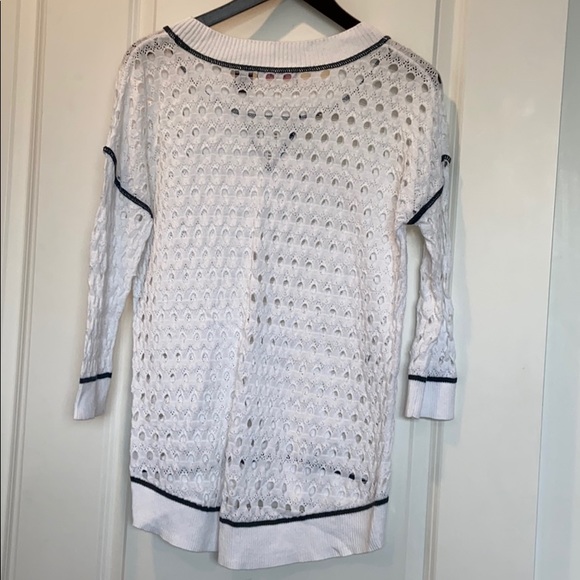 Heather B Eyelet Tunic-EUC - Picture 2 of 9